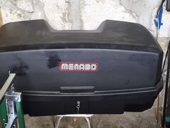 Cutie portbagaj pe suport biciclete